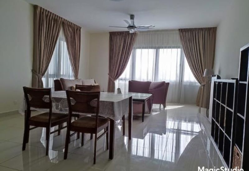 Pandora @ Tropicana Metropark