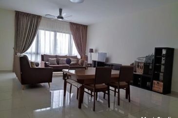 Pandora @ Tropicana Metropark