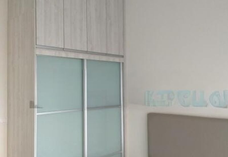 Pandora @ Tropicana Metropark