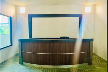 Taipan Business Centre, USJ 10