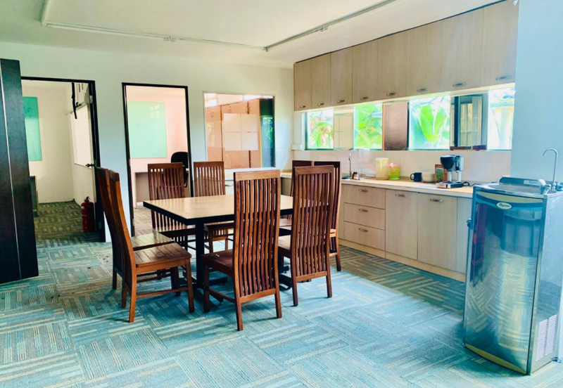 Taipan Business Centre, USJ 10