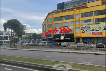 Taipan Business Centre, USJ 10
