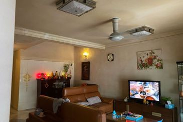 Jalan Putra Indah 9/15