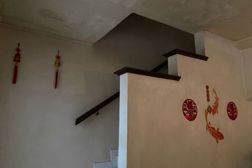 Jalan Putra Indah 9/15