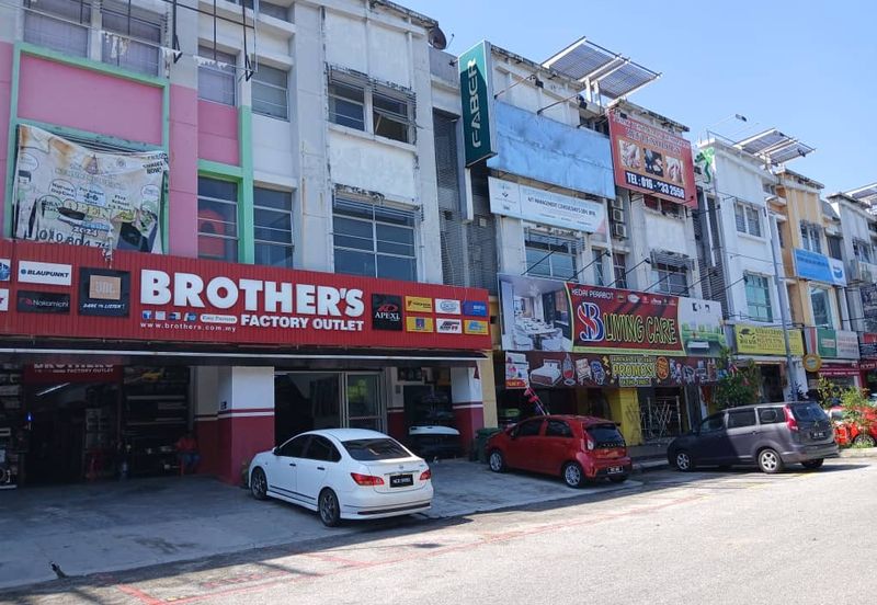 Kemuning Utama Commercial Centre