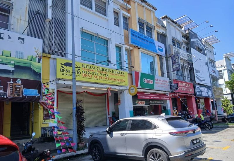 Kemuning Utama Commercial Centre