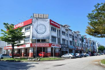 Kemuning Utama Commercial Centre