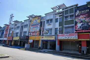 Kemuning Utama Commercial Centre