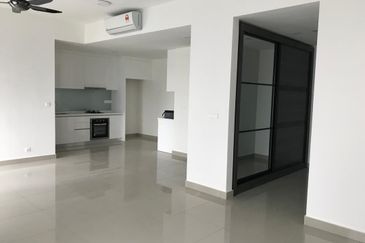 Paloma @ Tropicana Metropark