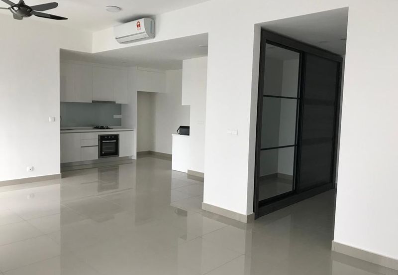 Paloma @ Tropicana Metropark