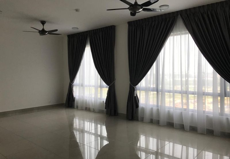 Paloma @ Tropicana Metropark