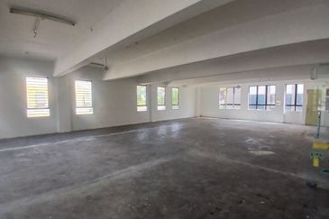 Taman Saujana Utama 3