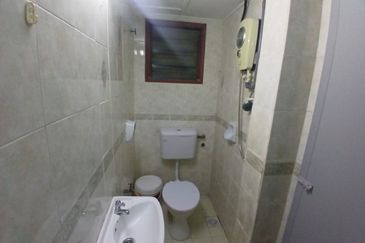 Subang Perdana Goodyear Court 10