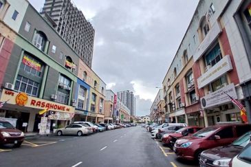 Regalia Business Centre, USJ 1