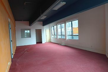 Taman Saujana Utama 3