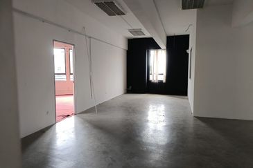 Taman Saujana Utama 3