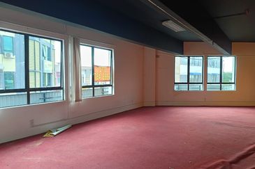 Taman Saujana Utama 3