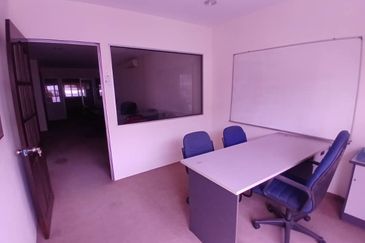 Regalia Business Centre, USJ 1