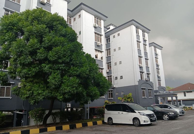 Subang Perdana Goodyear Court 10