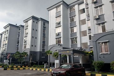 Subang Perdana Goodyear Court 10