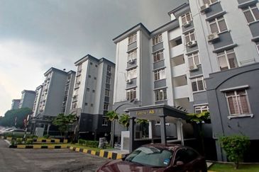 Subang Perdana Goodyear Court 10