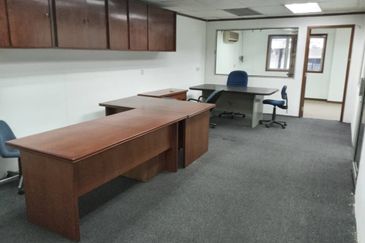 Taipan Business Centre, USJ 10