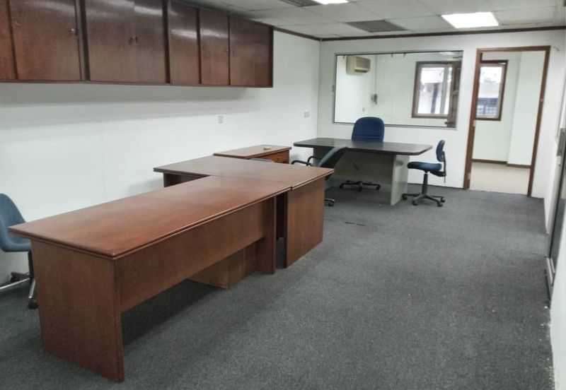 Taipan Business Centre, USJ 10