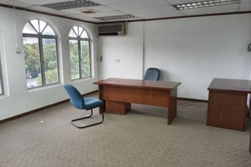 Taipan Business Centre, USJ 10