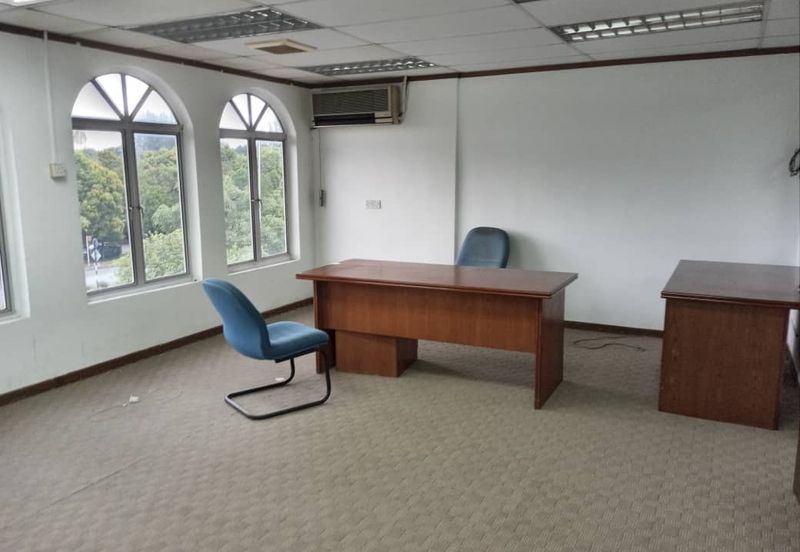 Taipan Business Centre, USJ 10