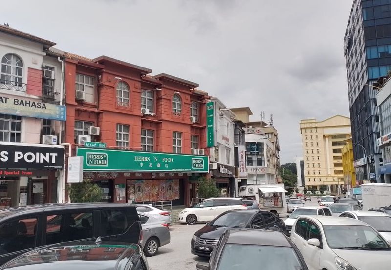 Taipan Business Centre, USJ 10