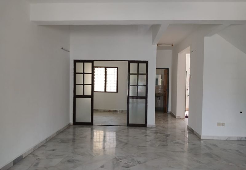 Jalan Putra Indah 9/16