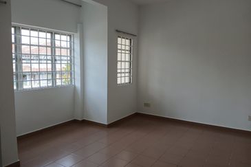 Jalan Putra Indah 9/16