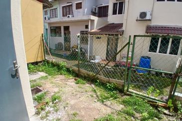 Jalan Putra Indah 9/16