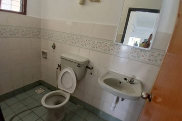 Jalan Putra Indah 9/16