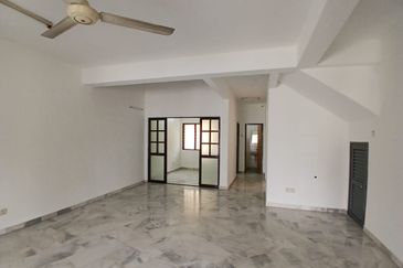 Jalan Putra Indah 9/16