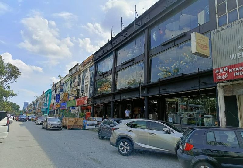 Taman Kinrara Seksyen 1