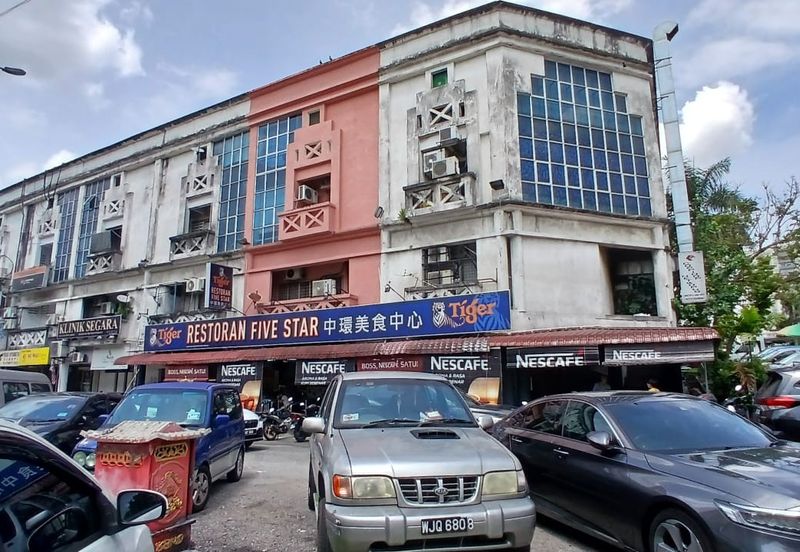 Taman Kinrara Seksyen 1