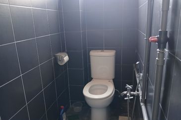 Office Space (1 Floor) for Rent @ SS4, SS 4, Kelana Jaya, Petaling Jaya, Selangor