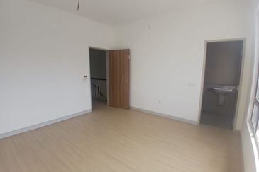 Serenia Amani @ Serenia City