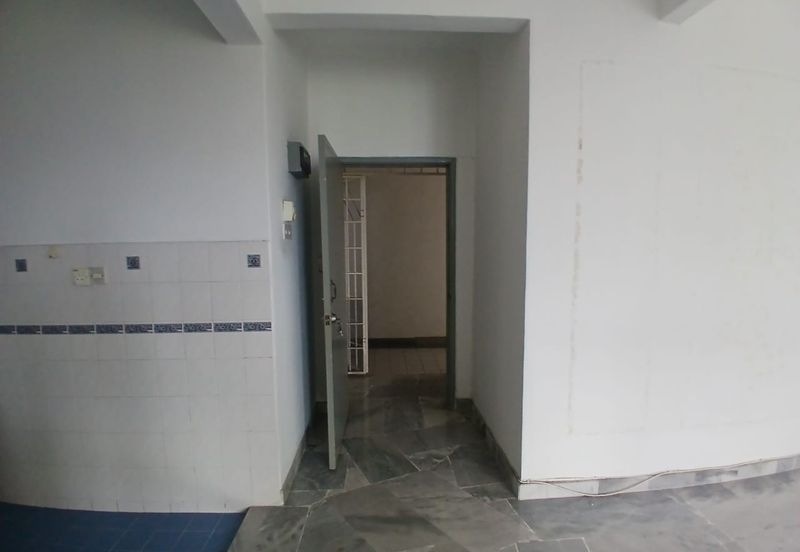 Subang Perdana Goodyear Court 9