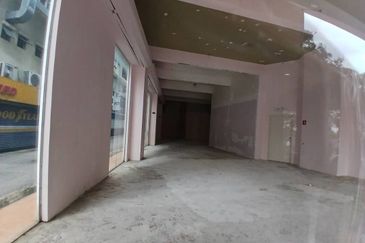 Taipan Business Centre, USJ 10