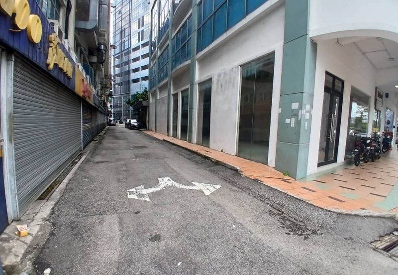 Taipan Business Centre, USJ 10