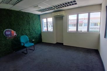 Taman Perindustrian Subang USJ 1