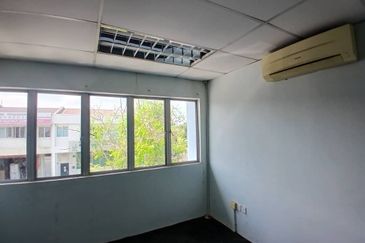 Taman Perindustrian Subang USJ 1