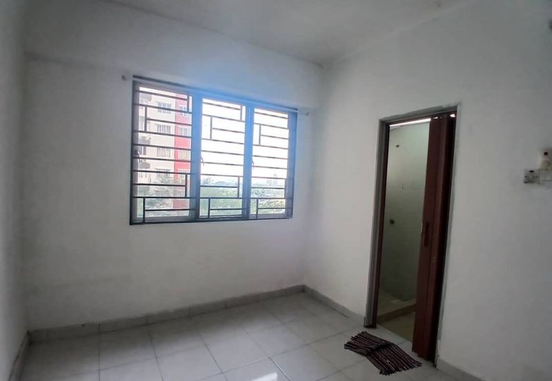 Main Place Residence