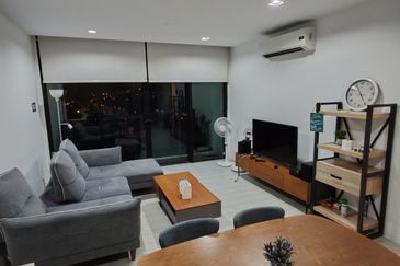 The Square @ One City