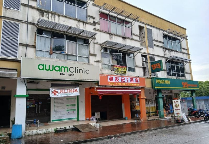 HiCom-Glenmarie Industrial Park