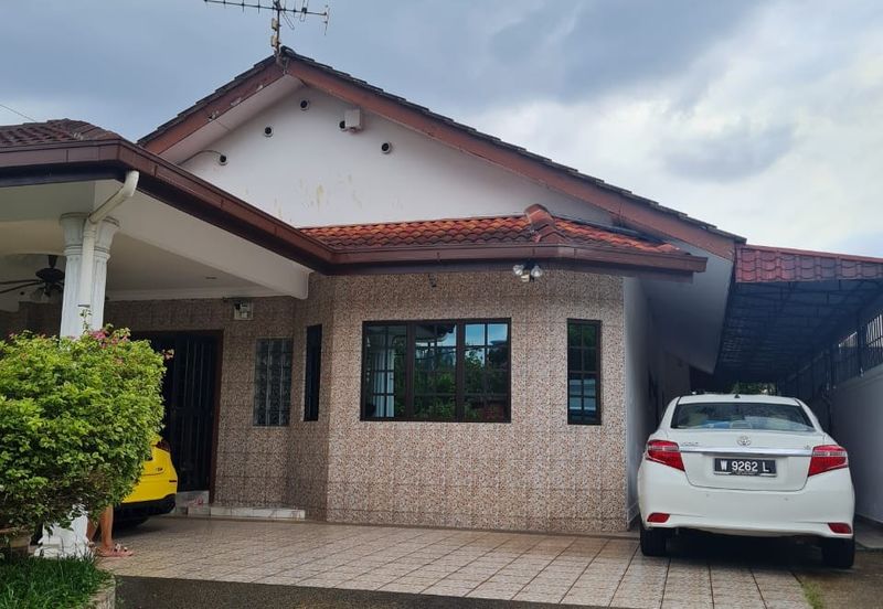 1.5 Sty Bungalow House Section 11 Petaling Jaya