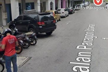 Adjoining Shop Selayang Jalan Paragon facing main road