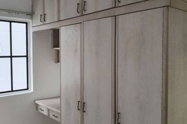 Gombak Idaman Putra setapak condominium lower floor for sales